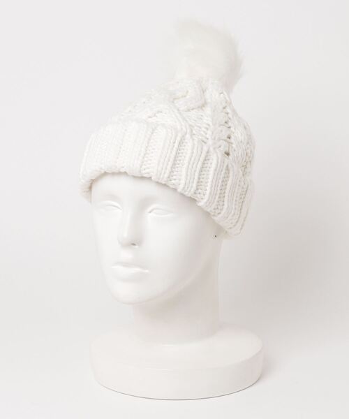 GAP（ギャップ）の「ケーブルニット ポンポン ビーニー（ニットキャップ/ビーニー・レディース・ブラック/オフホワイト/ピンク・ONE SIZE）」の6枚目の写真