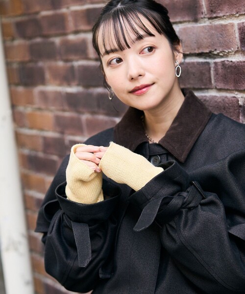 FREAK'S STORE（フリークスストア）の「HIGHLAND 2000/ハイランド2000 Long knit Mitten/ロングニットミトン(ウールハンドウォーマー)（アームカバー・レディース・ホワイト/イエロー・ONE SIZE）」の6枚目の写真