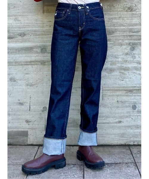 SOMETHING(サムシング)の「SOMETHING(サムシング)【レディース】「ELSA」スタンダードストレートパンツ(デニムパンツ・レディース・ダークインディゴブルー・26inch/25inch/30inch/28inch/27inch/29inch/31inch)」の15枚目の写真