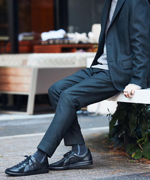 EDIFICE(エディフィス)の「シルクネップ ツイル テーパード パンツ【セットアップ 着用可能】(その他パンツ・メンズ・ライトグレー/カーキ/ネイビー/ブラック・SMALL/MEDIUM/X-LARGE/LARGE)」の4枚目の写真