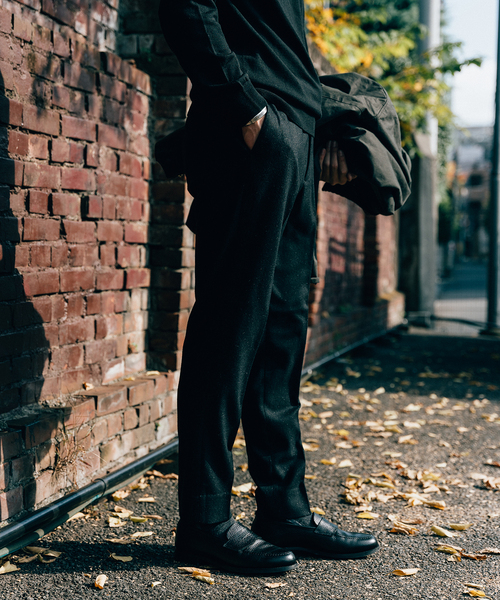 EDIFICE(エディフィス)の「シルクネップ ツイル テーパード パンツ【セットアップ 着用可能】(その他パンツ・メンズ・ライトグレー/カーキ/ネイビー/ブラック・SMALL/MEDIUM/X-LARGE/LARGE)」の10枚目の写真