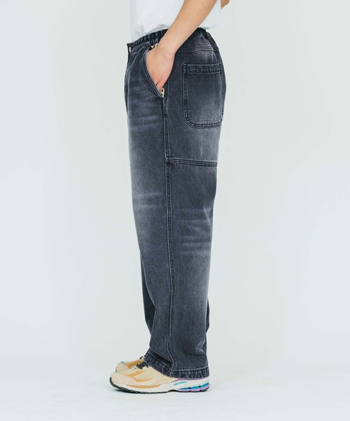 XLARGE（エクストララージ）の「PARTIAL LEOPARD DENIM EASY PANTS（その他パンツ・メンズ・ブラック/ライトインディゴブルー・S/M/L/XL）」の14枚目の写真