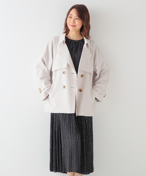 Honeys(ハニーズ)の「撥水加工ハーフ丈トレンチコート(トレンチコート・レディース・ミント/ベージュ/アイボリー/スモークピンク・S/M/L/LL)」の5枚目の写真