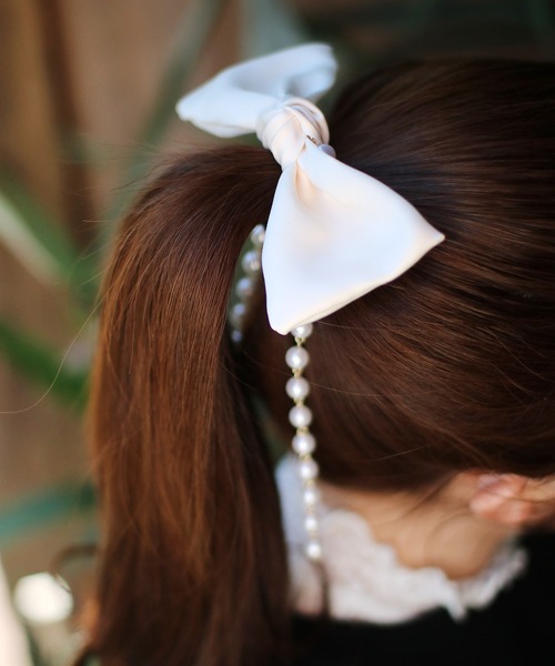 Rora(ローラ)の「ジューリー ヘアゴム(ヘアゴム・キッズ・ブラック/クリーム・フリー)」の6枚目の写真