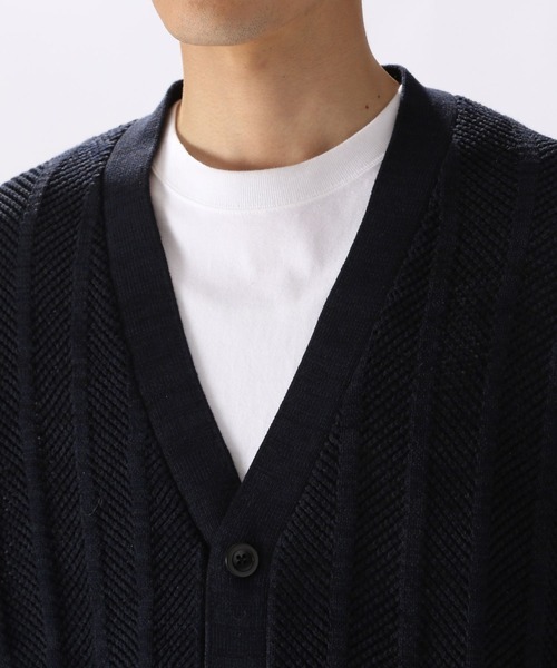 niko and...（ニコアンド）の「三杢透かしニットVネックカーディガン（カーディガン/ボレロ・メンズ・ネイビー/イエロー/アイボリー・MEDIUM/LARGE）」の22枚目の写真