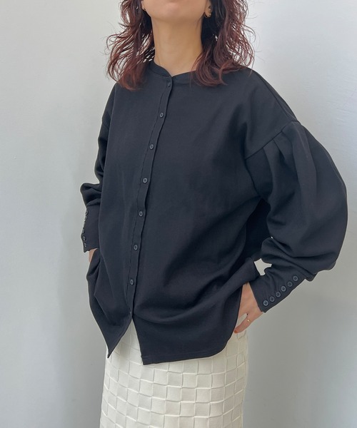 y/m by misato（イムバイミサト）の「スリーブボタンカットトップス（Tシャツ/カットソー・レディース・ホワイト/ブラック・FREE）」の22枚目の写真