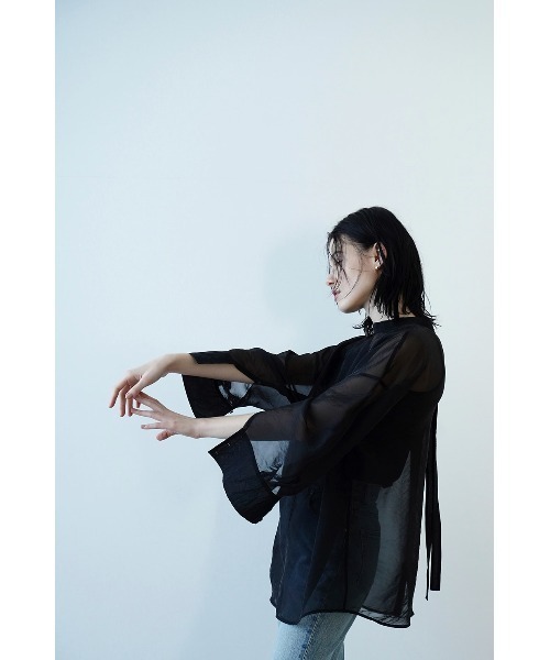 CLANE(クラネ)の「W FACE SHEER SHIRT(シャツ/ブラウス・レディース・グリーン系その他/ブラック/ライトピンク・1/2)」の2枚目の写真