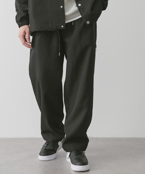 URBAN RESEARCH DOORS（アーバンリサーチドアーズ）の「『セットアップ対応』『吸水速乾』セオアルファワイドトラウザー（その他パンツ・メンズ・ブラック/モカ/ネイビー・LARGE/MEDIUM）」の14枚目の写真