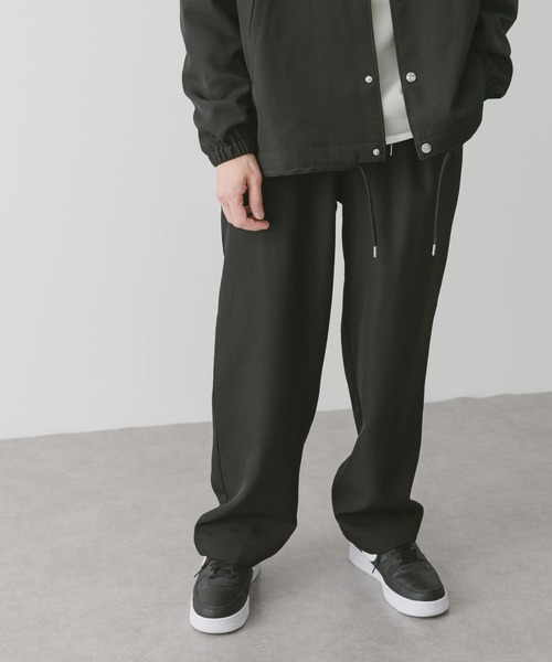 URBAN RESEARCH DOORS（アーバンリサーチドアーズ）の「『セットアップ対応』『吸水速乾』セオアルファワイドトラウザー（その他パンツ・メンズ・ブラック/モカ/ネイビー・LARGE/MEDIUM）」の16枚目の写真