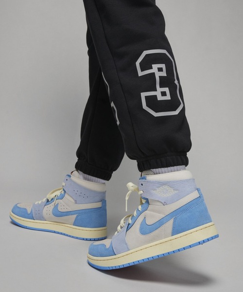 JORDAN BRAND（ジョーダンブランド）の「ウィメンズ ジョーダン BRKLN FT グラフィックパンツ / Jordan Brooklyn Fleece Women's Graphic Sweatpants（スウェットパンツ・レディース・ブラック/グレー系その他・L/M/XL/XS/S/2XL）」の8枚目の写真