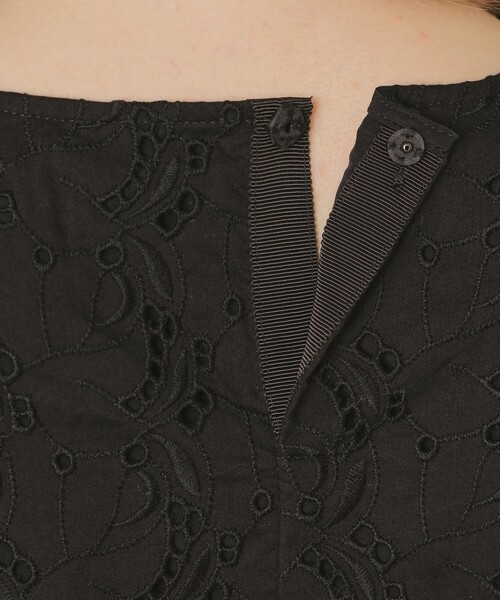 MACKINTOSH LONDON（マッキントッシュ ロンドン）の「コットンレースブラウス（シャツ/ブラウス・レディース・ブラック・38）」の2枚目の写真