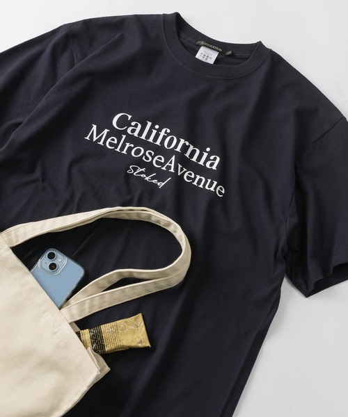 make a ray!(メイク ア レイ!)の「【別注】シンプル カレッジロゴ California/Charmant プリントTシャツ/半袖T/ビッグシルエット(Tシャツ/カットソー・レディース・オフホワイト/ダークネイビー/スミクロ/ネイビー/チャコールグレー/ホワイト・M/L)」の17枚目の写真