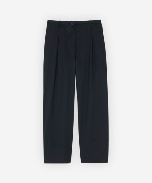 Maison Kitsune（メゾンキツネ）の「ONE PLEAT CROPPED PANTS
