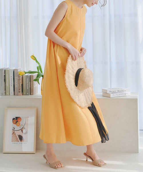 限定商品【HOBBS】爽やかカットワークワンピース♪清楚な白 セール】 更紗柄カットワーク刺繍 ギャザーワンピース （ロング