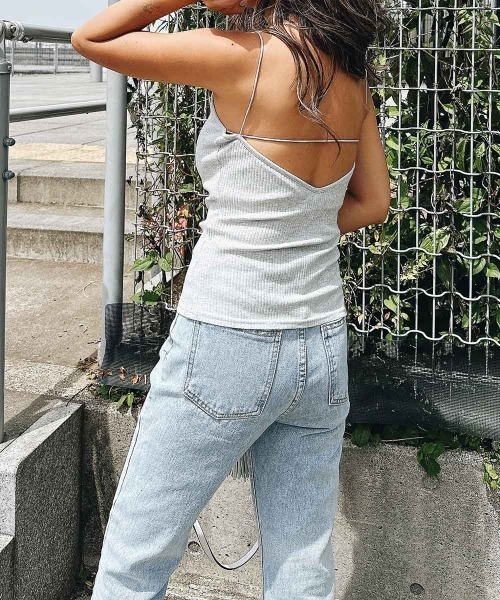 esutoreja（エストレジャ）の「ストリングキャミソール（キャミソール・レディース・アイボリー/ブラック/ブラウン/オートミール・FREE）」の8枚目の写真