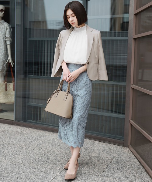 スタンドシャーリングネックラグランギャザーブラウス