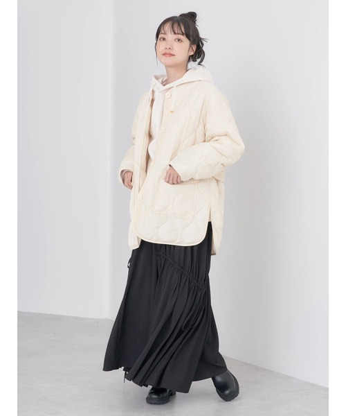 earth music&ecology（アースミュージックアンドエコロジー）の「キルティングハーフブルゾン（ブルゾン・レディース・ブラック/カーキ/アイボリー・M/L）」の5枚目の写真