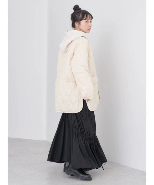 earth music&ecology（アースミュージックアンドエコロジー）の「キルティングハーフブルゾン（ブルゾン・レディース・ブラック/カーキ/アイボリー・M/L）」の6枚目の写真