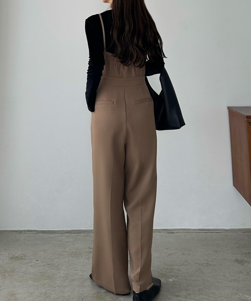 callautia(カラウティア)の「カシュクールデザインオールインワン(つなぎ/オールインワン・レディース・ブラック/ライトグレー/ダークベージュ/ブラウン/チャコール・LARGE/MEDIUM/SMALL/X-LARGE)」の10枚目の写真