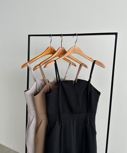 callautia(カラウティア)の「カシュクールデザインオールインワン(つなぎ/オールインワン・レディース・ブラック/ライトグレー/ダークベージュ/ブラウン/チャコール・LARGE/MEDIUM/SMALL/X-LARGE)」の13枚目の写真