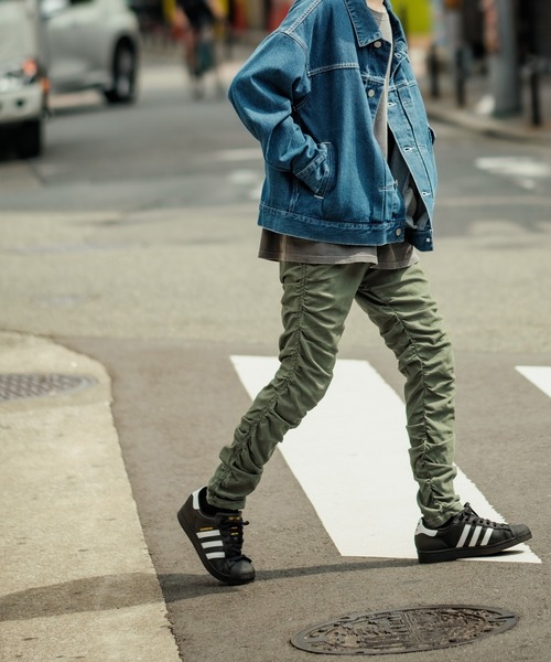 improves（インプローブス）の「カラーデニム ストレート クシュ 5P パンツ（デニムパンツ・メンズ・ブラック/パープル/ブラウン/グリーン・MEDIUM/LARGE）」の17枚目の写真