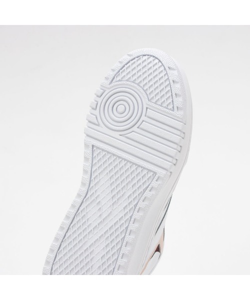 Reebok(リーボック)の「クラブシー エキストラ / CLUB C EXTRA(スニーカー・レディース・ホワイト×ピンク/ホワイト系その他・23.0cm/24.0cm/25.5cm/25.0cm/26.0cm/22.5cm/23.5cm/24.5cm)」の6枚目の写真