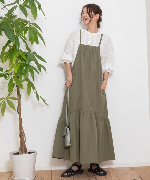 POU DOU DOU（プードゥドゥ）の「ラウンドヘムキャミソールワンピース（ワンピース・レディース・カーキ/ブルー/ダークグレー・3）」の14枚目の写真