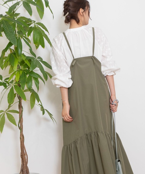 POU DOU DOU（プードゥドゥ）の「ラウンドヘムキャミソールワンピース（ワンピース・レディース・カーキ/ブルー/ダークグレー・3）」の16枚目の写真