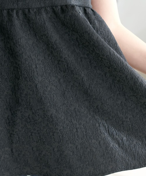 DISCOAT(ディスコート)の「生地ジャガードキャミチュニック(キャミソール・レディース・アイボリー/ブラック・FREE)」の11枚目の写真