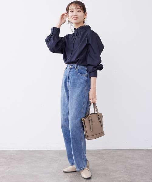 Chez toi(シェトワ)の「袖ボリュームネックフリルシャツ(シャツ/ブラウス・レディース・アイボリー/オフホワイト/ネイビー・FREE)」の14枚目の写真