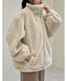 Re:EDIT | [辻元舞さん着用][2023A/W COLLECTION]ハイネックドロスト付きフェイクファージャケット(ブルゾン)