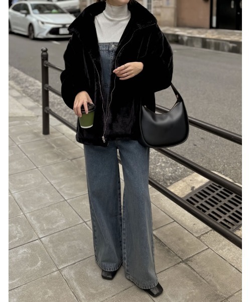 Re:EDIT（リエディ）の「ハイネックフェイクファーミドルコート