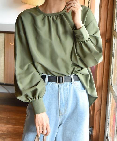ad thie（アドティエ）の「ピーチ起毛 ギャザー ブラウス（シャツ/ブラウス・レディース・モカ/ネイビー/アイボリー/カーキ/ナチュラル・FREE）」の4枚目の写真