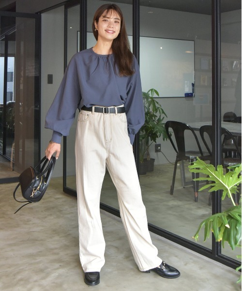 ad thie（アドティエ）の「ピーチ起毛 ギャザー ブラウス（シャツ/ブラウス・レディース・モカ/ネイビー/アイボリー/カーキ/ナチュラル・FREE）」の21枚目の写真