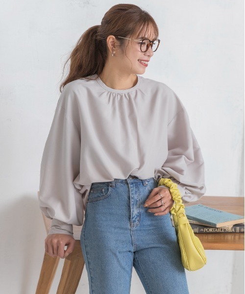 ad thie（アドティエ）の「ピーチ起毛 ギャザー ブラウス（シャツ/ブラウス・レディース・モカ/ネイビー/アイボリー/カーキ/ナチュラル・FREE）」の15枚目の写真