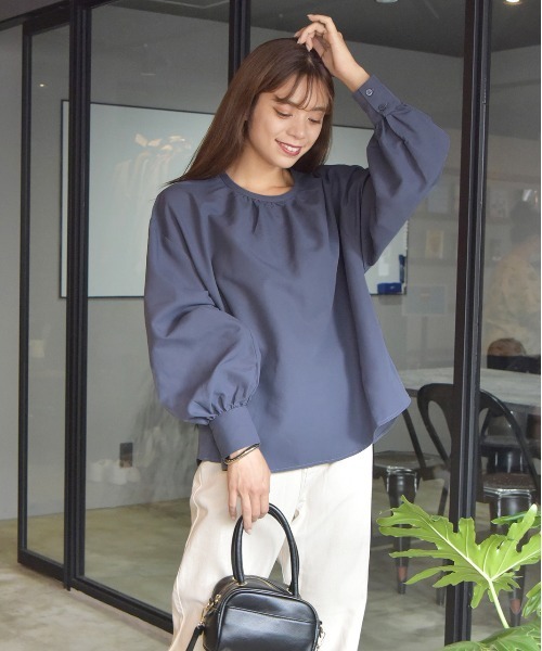 ad thie（アドティエ）の「ピーチ起毛 ギャザー ブラウス（シャツ/ブラウス・レディース・モカ/ネイビー/アイボリー/カーキ/ナチュラル・FREE）」の19枚目の写真
