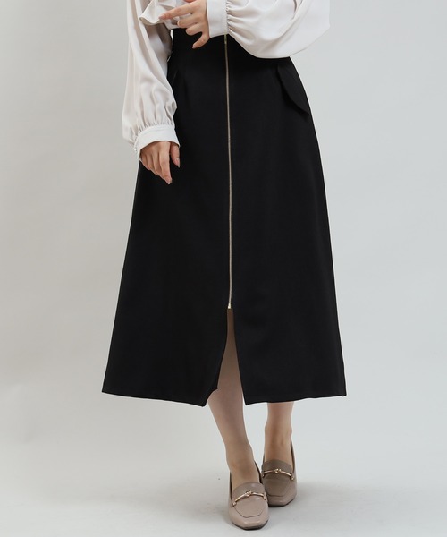 TRUDEA（トルディア）の「フロントジップフラップフレアスカート（スカート・レディース・グリーン/ブラック/モカ・LARGE/MEDIUM/SMALL）」の12枚目の写真