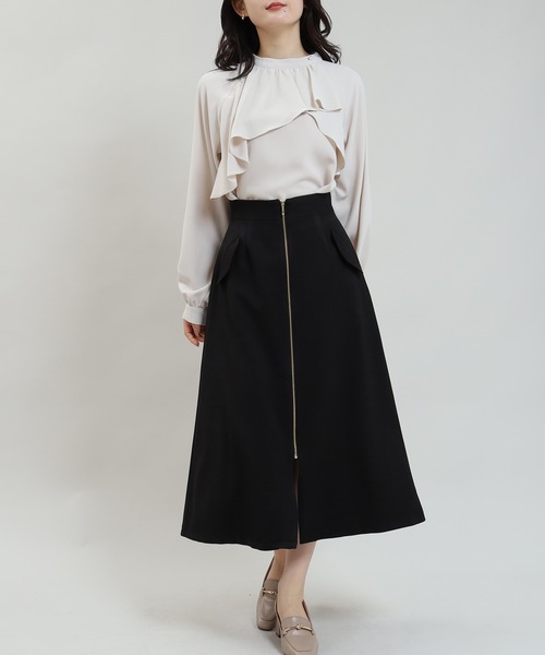 TRUDEA（トルディア）の「フロントジップフラップフレアスカート（スカート・レディース・グリーン/ブラック/モカ・LARGE/MEDIUM/SMALL）」の9枚目の写真