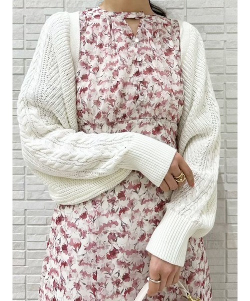 MERCURYDUO（マーキュリーデュオ）の「ケーブルスリーブクロップドボレロ（カーディガン/ボレロ・レディース・ライム/アイボリー・FREE）」の2枚目の写真