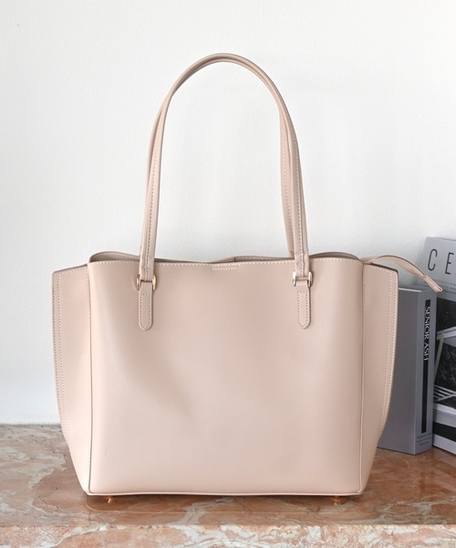 Honeys(ハニーズ)の「軽量A4トートバッグ(トートバッグ・レディース・ピンク/アイボリー/ブラック/ライトベージュ/グレー/ブルーグレー/モカ/レッド・FREE)」の7枚目の写真