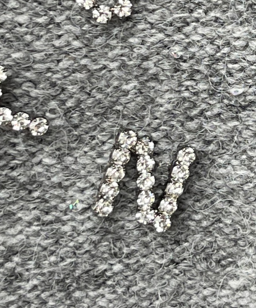 Spick & Span(スピックアンドスパン)の「【Malama 10 / マラマ】イニシャルブローチ(ブローチ/コサージュ・レディース・R/S/M/N/K・FREE)」の3枚目の写真