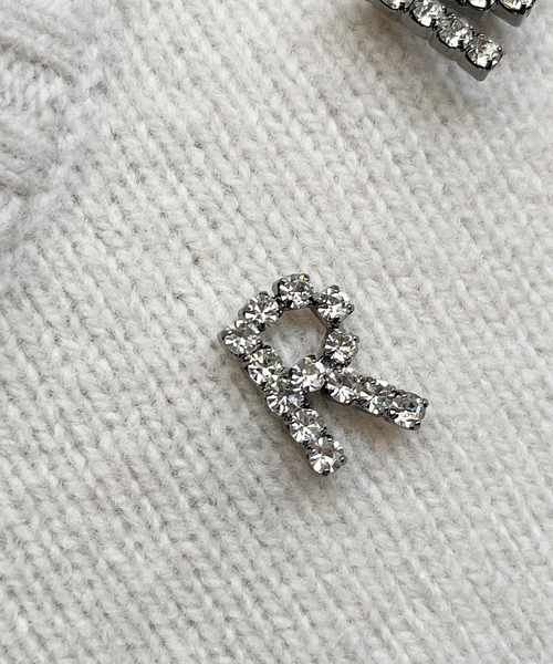 Spick & Span(スピックアンドスパン)の「【Malama 10 / マラマ】イニシャルブローチ(ブローチ/コサージュ・レディース・R/S/M/N/K・FREE)」の4枚目の写真