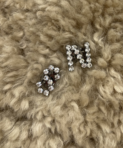 Spick & Span(スピックアンドスパン)の「【Malama 10 / マラマ】イニシャルブローチ(ブローチ/コサージュ・レディース・R/S/M/N/K・FREE)」の12枚目の写真