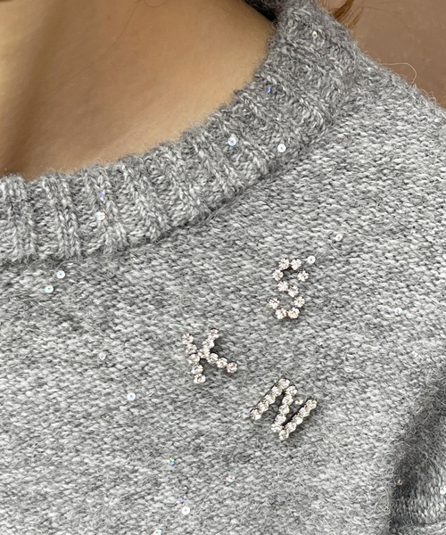 Spick & Span(スピックアンドスパン)の「【Malama 10 / マラマ】イニシャルブローチ(ブローチ/コサージュ・レディース・R/S/M/N/K・FREE)」の14枚目の写真