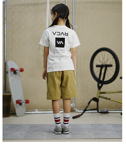 RVCA(ルーカ)の「RVCA/ルーカ RVCA/ルーカ キッズ 半袖Tシャツ 人気デザイン BE045-234(Tシャツ/カットソー・キッズ・ホワイト/カーキ/ブラック・130cm/140cm/150cm/160cm)」の7枚目の写真