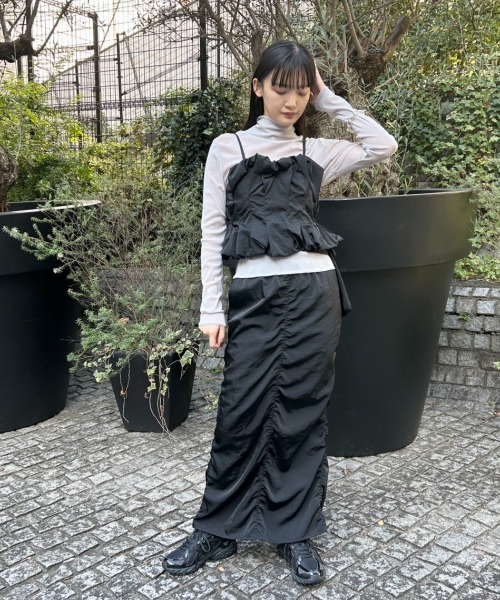 emmi（エミ）の「【emmi atelier】チュールハイネックインナートップス（Tシャツ/カットソー・レディース・グレー/オフホワイト/ブラック/ブルー・FREE）」の18枚目の写真