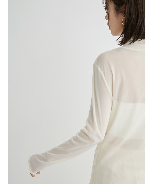 emmi（エミ）の「【emmi atelier】チュールハイネックインナートップス（Tシャツ/カットソー・レディース・グレー/オフホワイト/ブラック/ブルー・FREE）」の13枚目の写真