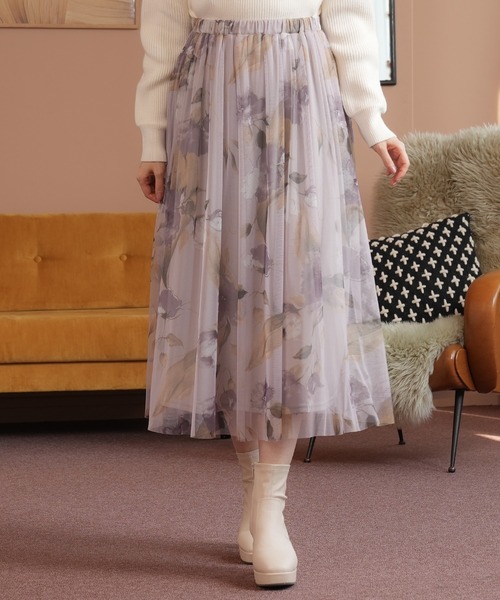 ASTORIA ODIER(アストリアオディール)の「大花柄プリントチュールスカート(スカート・レディース・ライトグレー/ラベンダー・MEDIUM)」の3枚目の写真