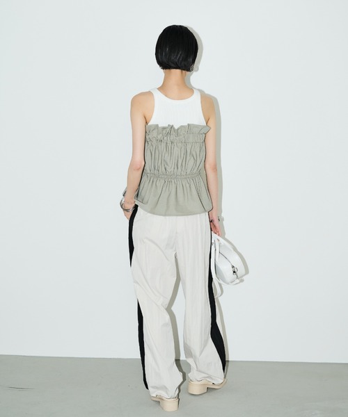 AIC.（エーアイシー）の「サイドラインナイロンパンツ（その他パンツ・レディース・ホワイト系/チャコールグレー/ネイビー・FREE）」の9枚目の写真