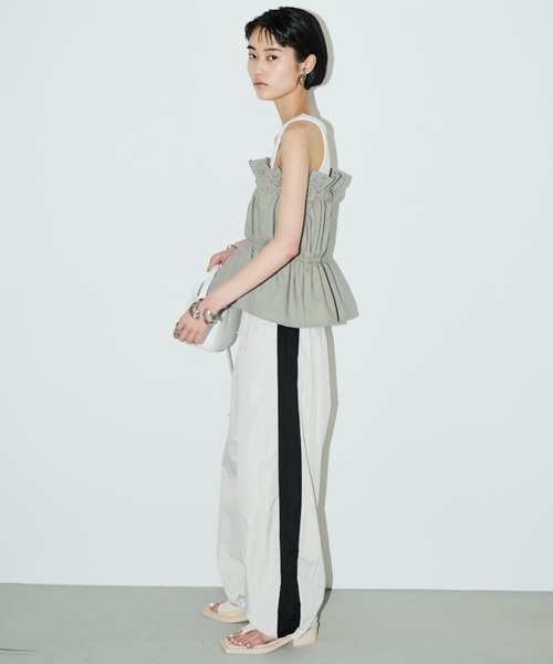 値下げ・BADBLOOD・サイドライン・ナイロンパンツ試着のみ